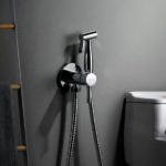 Doccetta ad incasso cromato per WC-Bidet con Supporto, Flessibile Acqua Calda e Fredda RB169