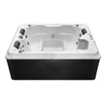 Rectangular hot tub 210x160 cm with 28 jets 3-seater MI011