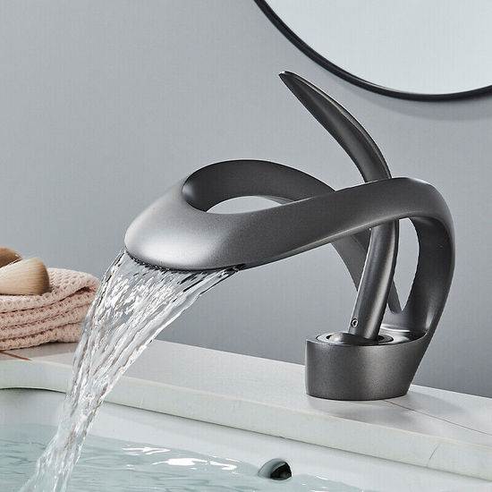 Rubinetto a collo basso per lavabo design moderno arrotondato in 5 colori RB159