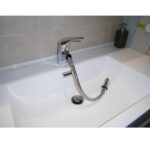 Rubinetto per lavabo moderno cromato estraibile RB136