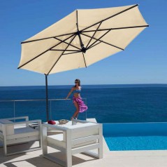 2.5 m high octagonal ecru umbrella with height-adjustable arm OMB05