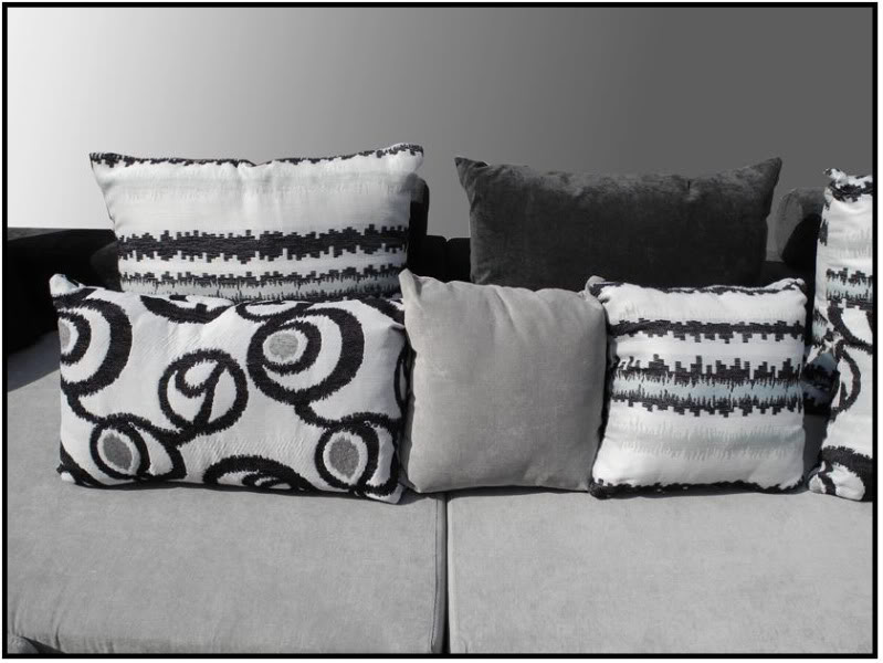 Sofa model Amelia 340 cm black and white color modern furniture angular