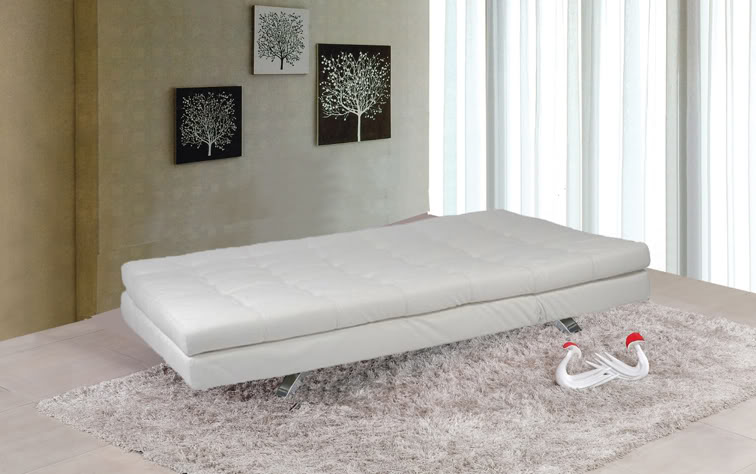 Divano letto 116x92x43 ecopelle in due colori con sistema antiribaltamento modello Eleonora