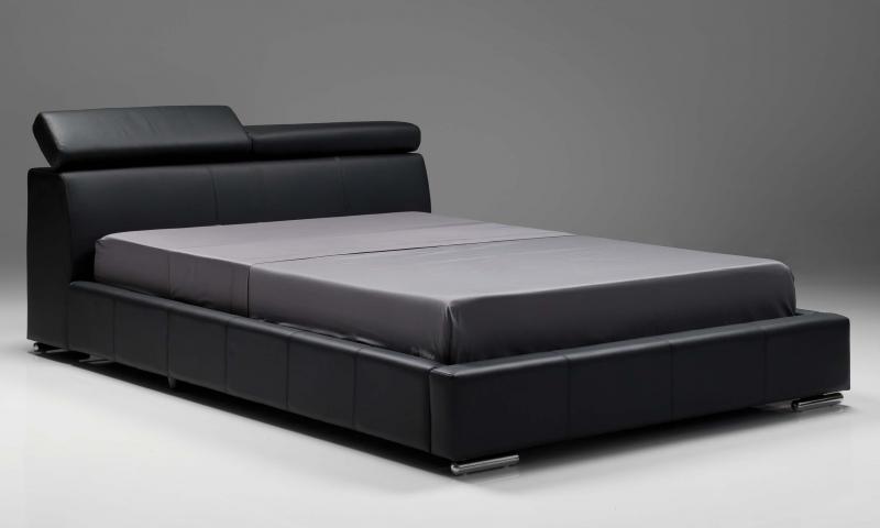 Letto matrimoniale modello London 220x167 ecopelle bianco o nero con vano contenitore