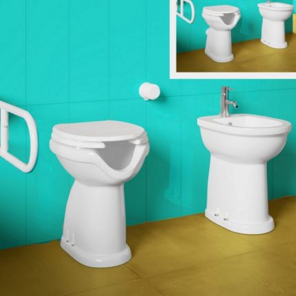Toilet and bidet wall-hung or floor-standing version flush with